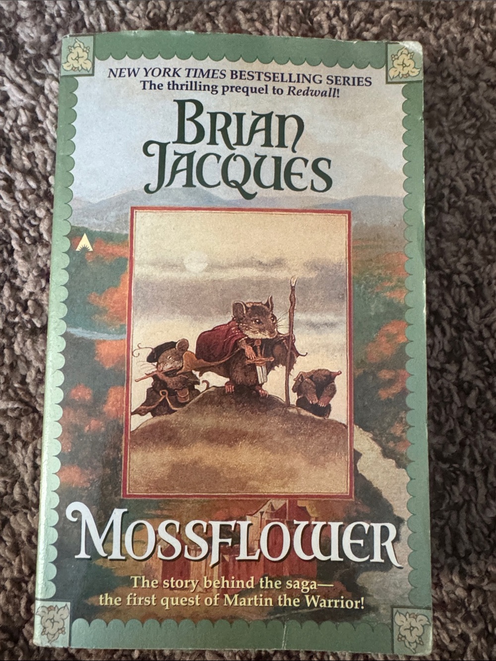 Brian Jacques Mossflower Paperback - Green Cover